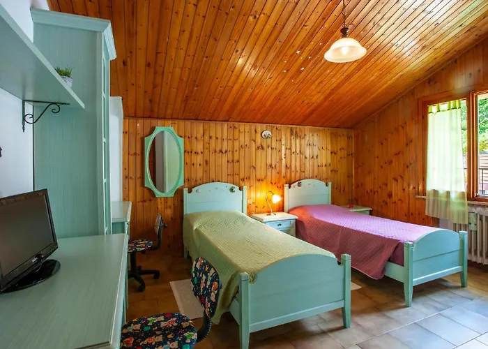 Awesome In Poggio Holiday home Torriana